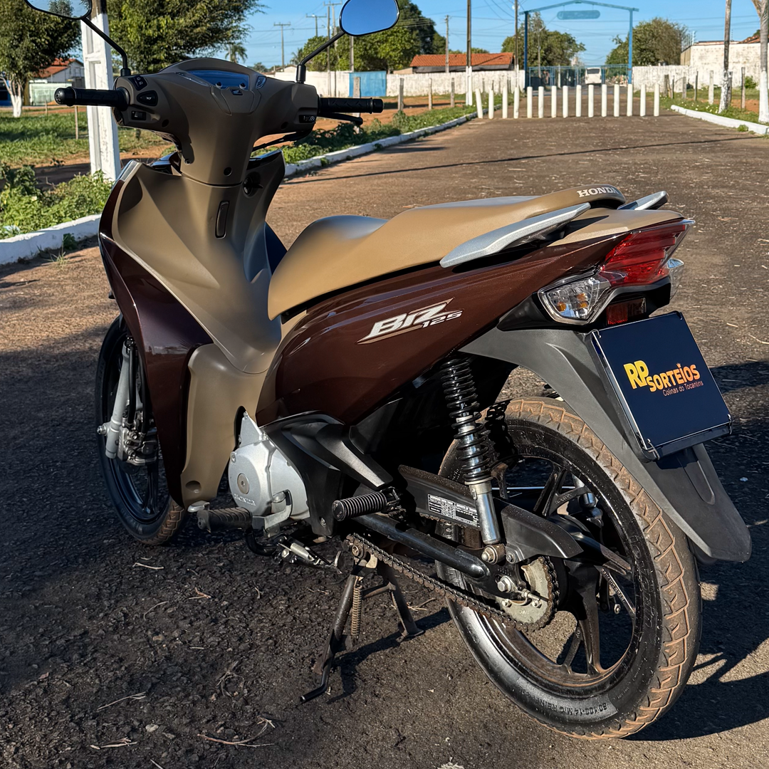 AÇÃO CASAL - Honda Biz 125 ou R$14.000 NO PIX